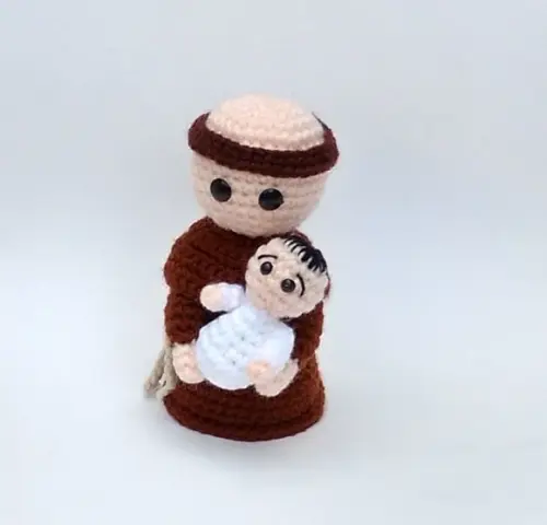 Santo Antônio Amigurumi