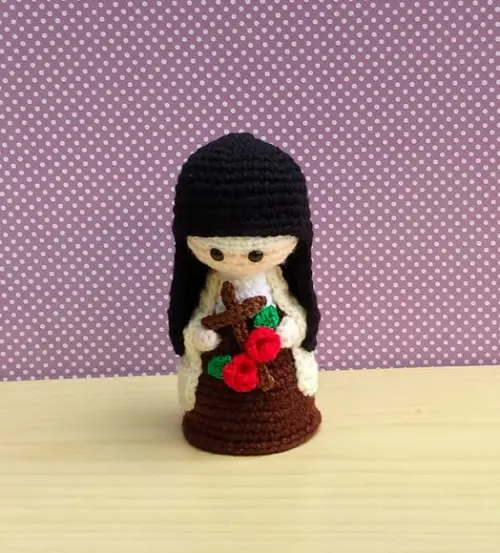 Santa Teresinha do Menino Jesus Amigurumi