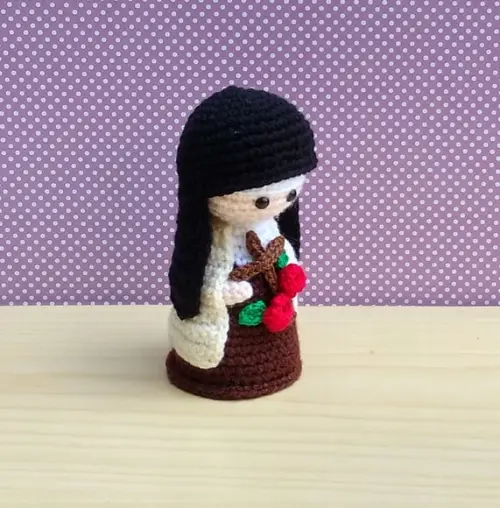 Santa Teresinha do Menino Jesus Amigurumi