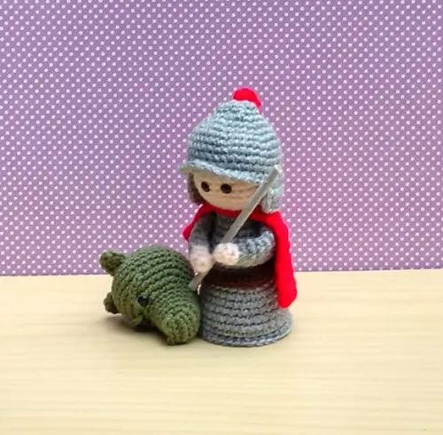 São Jorge Amigurumi