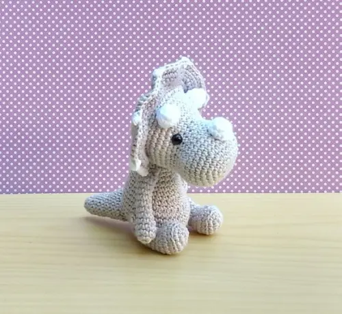 Triceratops Mashmellow Amigurumi