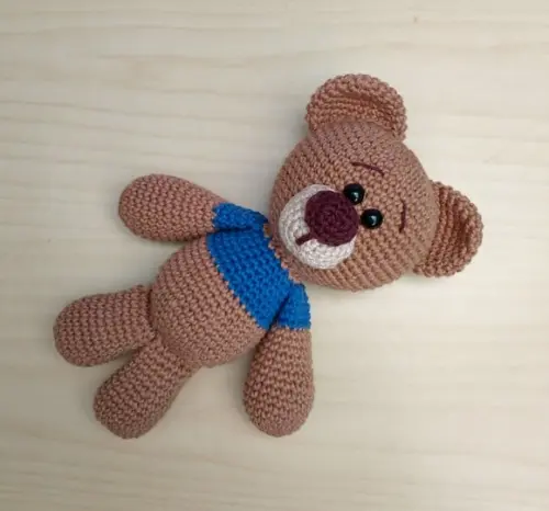 Urso Theo Amigurumi