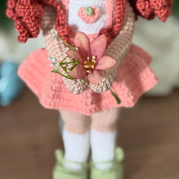 Boneca Dulce Ruiva em Amigurumi