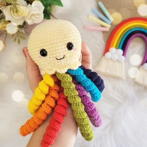 Polvo Terapêutico Amigurumi Crochê Arco Íris