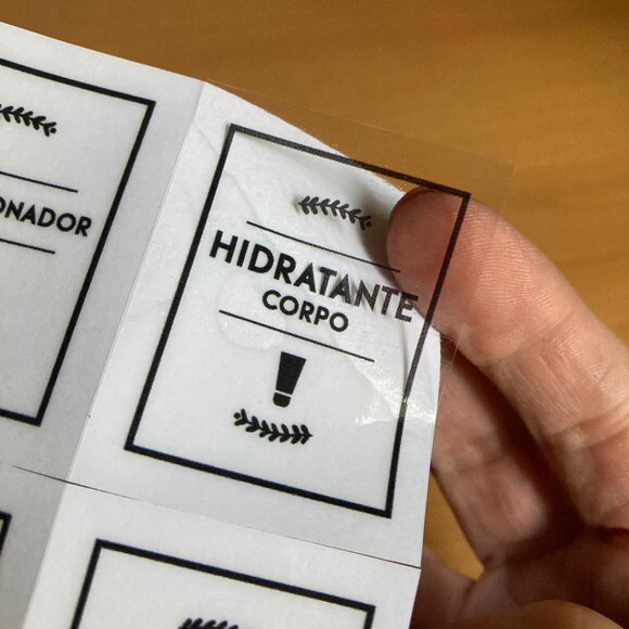 Etiquetas Transparentes Beleza e Higiene para Viagem