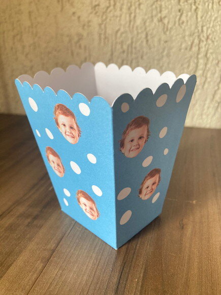 Caixa Pipoca Personalizada Rostinhos com 10