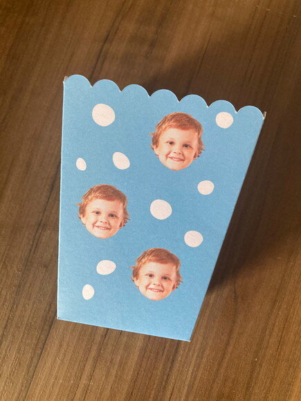 Caixa Pipoca Personalizada Rostinhos com 10