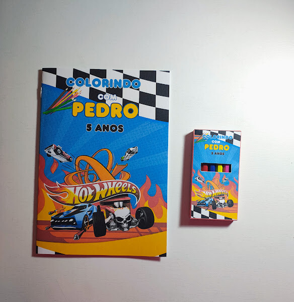 Livrinho de Colorir com Mini Lápis de Cor - Hot Wheels - 20x14cm