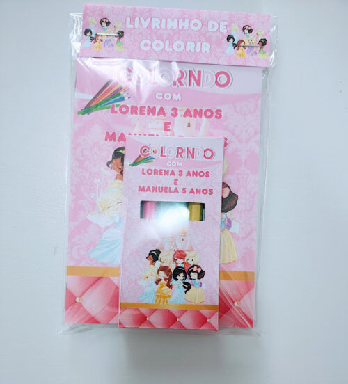 Livrinho de Colorir com Mini Lápis de Cor Princesas - 20x14cm -