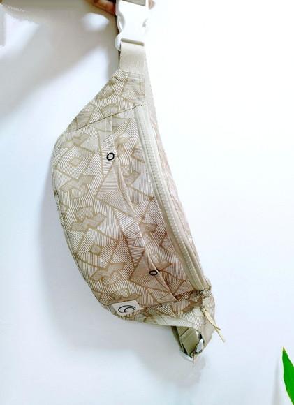 Pochete Tecido Estampa Étnica Nude - Coleção Clássica