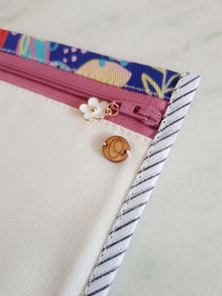 Porta Absorvente Íntimo - Coleção Corajosa