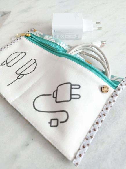 Porta Acessórios de Celular - Coleção Maravilhosa