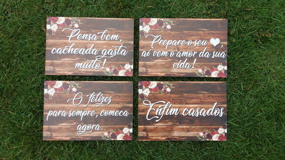 4 Placas Pajem + 2 Placa Das Cadeiras Em Mdf Com Sua Frase