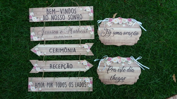 5 placas indicativas + 2 Placas das cadeiras COM SUA FRASE
