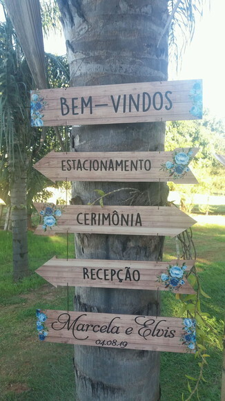 5 placas indicativas + 2 Placas das cadeiras recortadas