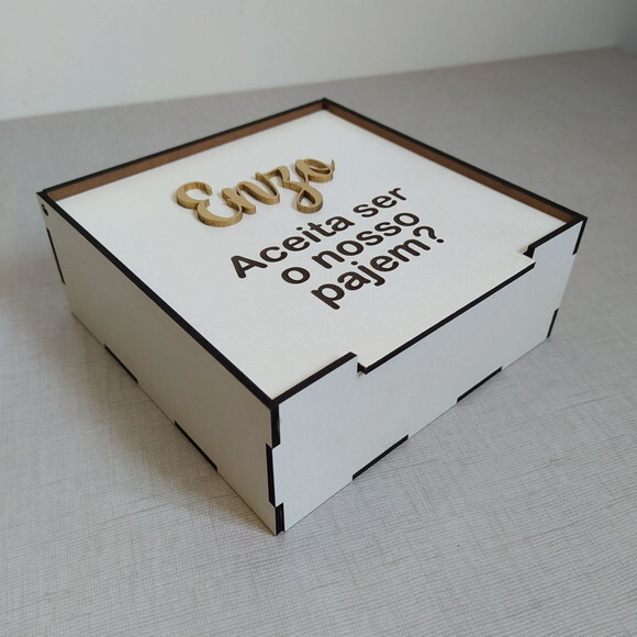 Caixa Convite de Pajem 15x15cm