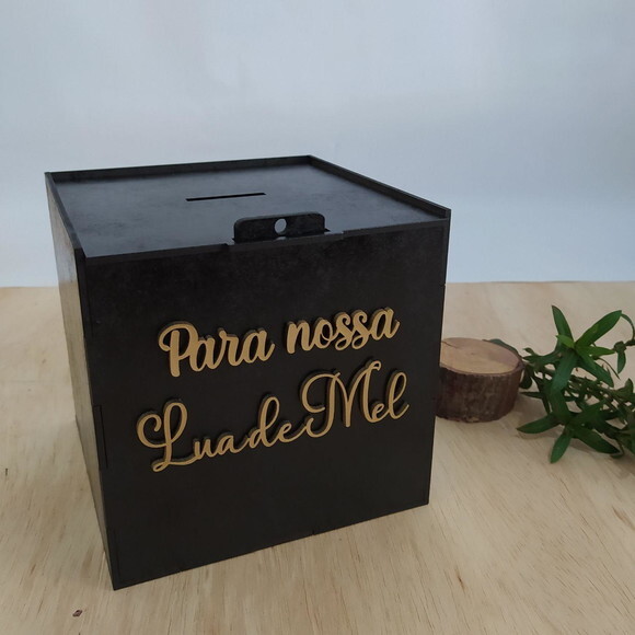 Cofre da gravata alto relevo 16x16cm