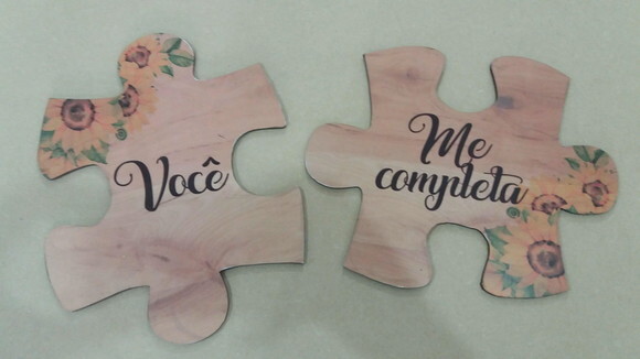 Placa cadeira dos noivos em MDF - Quebra Cabeça