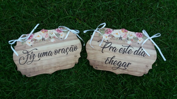 Placa cadeira dos noivos em MDF COM SUA FRASE - Rosê