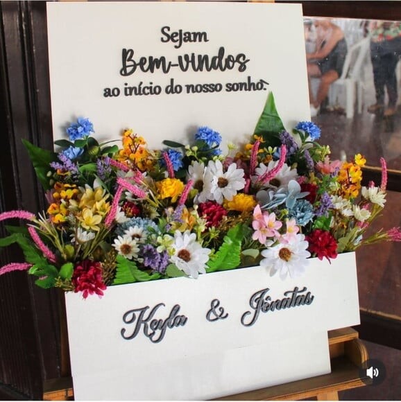 Placa de Boas Vindas com Floreira 60x40cm - Casamento