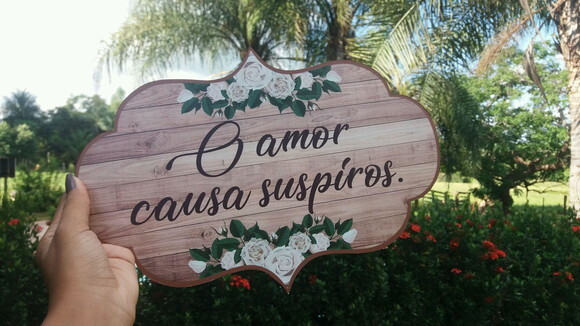 Placa de casamento COM SUA FRASE -Floral branco