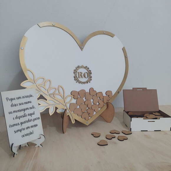 Quadro de assinatura coração branco e dourado