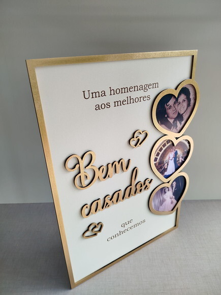 Quadro Homenagem Bem Casados (40x30cm p/ 3 Corações)
