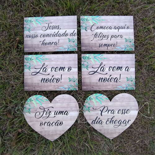 4 Placas Pajem + 2 das Cadeiras coração em MDF COM SUA FRASE