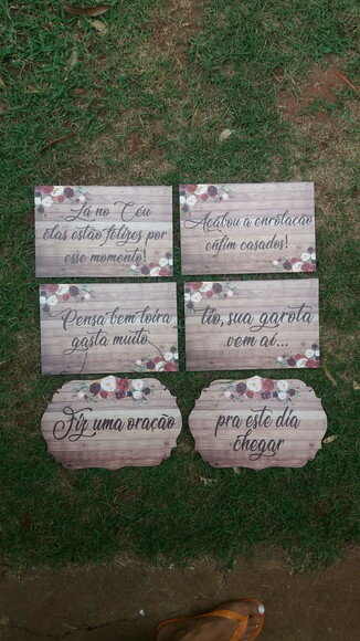 4 Placas Pajem + 2 Placa Das Cadeiras Em Mdf Com Sua Frase