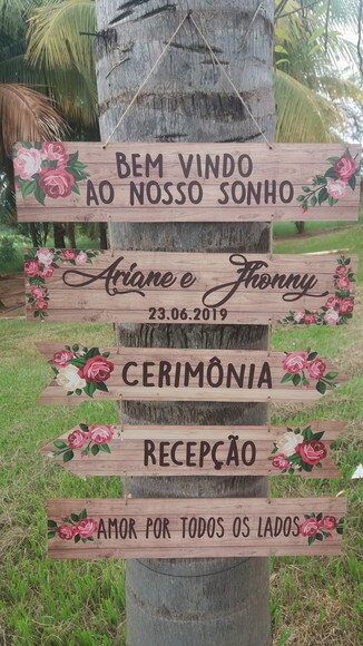 5 Placas casamento indicativa COM SUA FRASE em MDF