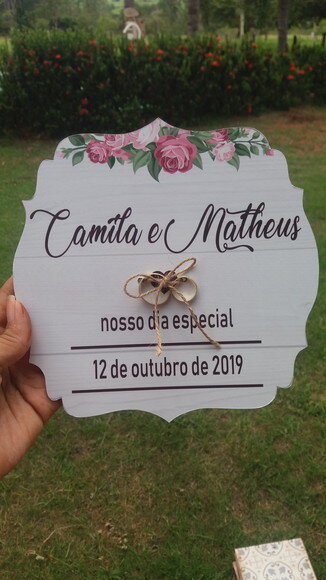 Kit placas Indicativas + 2 pajem + alianças + placa de porta