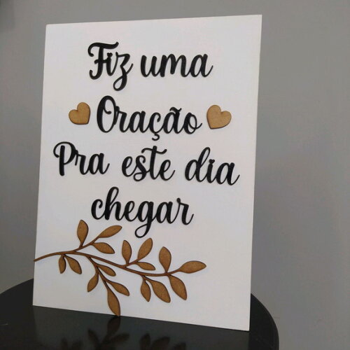 Placa Fiz uma Oração em Alto relevo