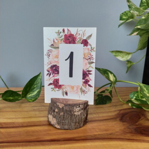 Numeração de mesa em MDF com suporte de tronco
