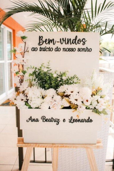 Placa de Boas Vindas com Floreira 60x40cm - Casamento