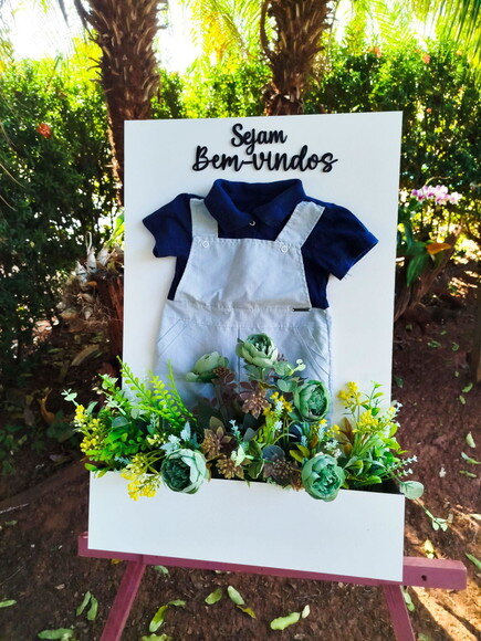 Quadro com Floreira 60x40cm - Cha de Bebê/revelação