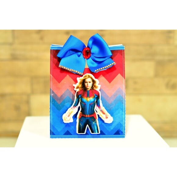 ARQUIVO CORTE KIT SILHOUETTE CAPITÃ MARVEL LUXO