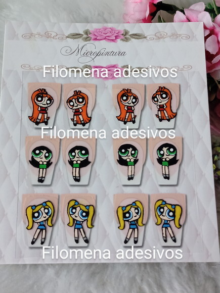 Adesivos de Cartoon / Unhas m ao Alongamento.