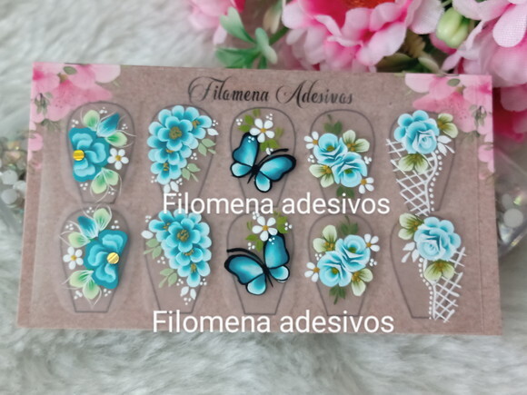 Adesivos de Luxo, Unhas