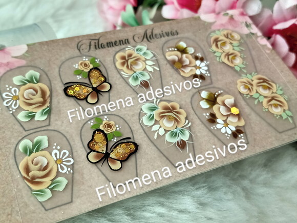 Adesivos de Luxo, Unhas