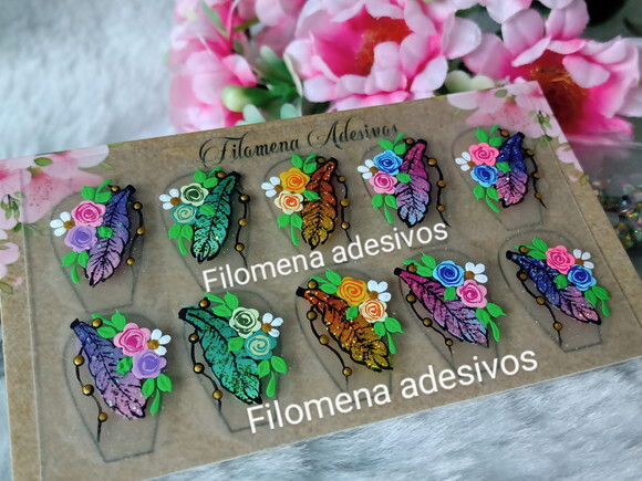 Adesivos de Luxo, Unhas