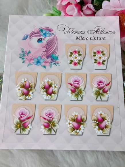 Adesivos de Luxo, Unhas