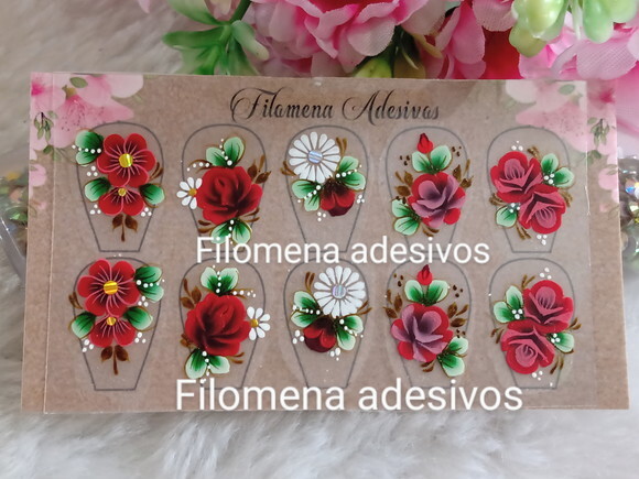 Adesivos de Luxo, Unhas