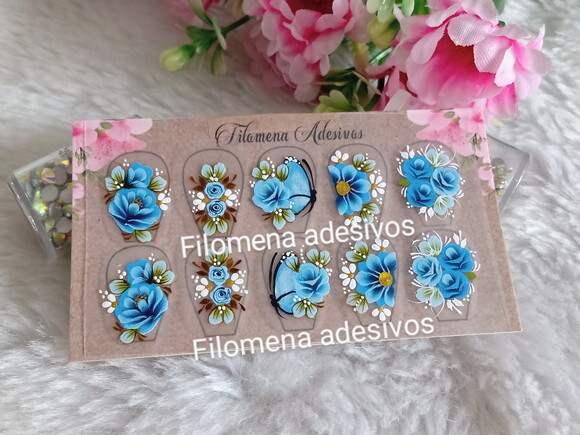 Adesivos de Luxo, Unhas