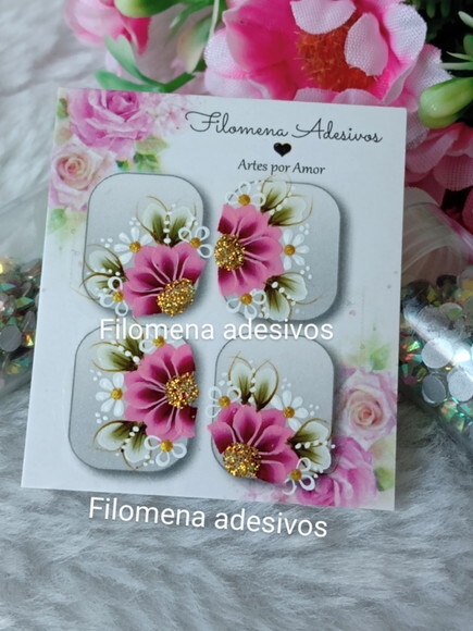Casadinha de Luxo, Unhas