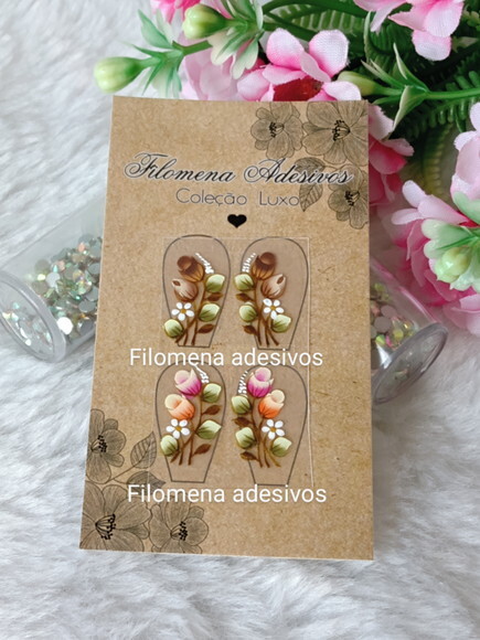 Casadinha de Luxo, Unhas