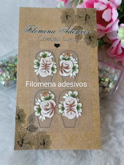 Casadinha de Luxo, Unhas