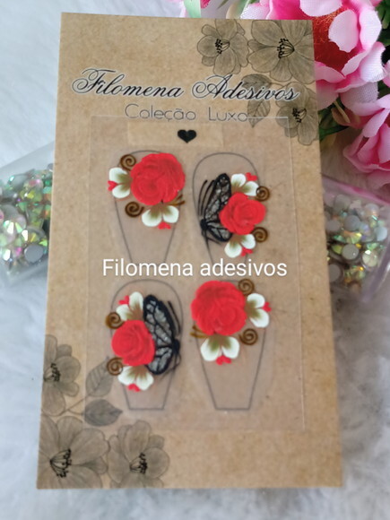 Casadinha de Luxo, Unhas