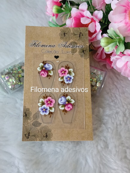Casadinha de Luxo, Unhas