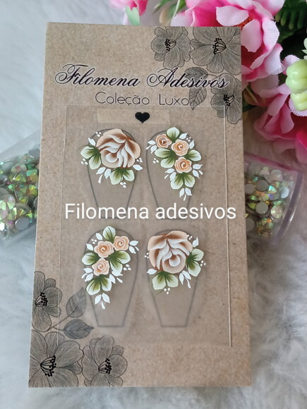 Casadinha de Luxo, Unhas