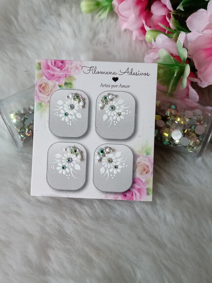 Casadinha de Luxo, Unhas